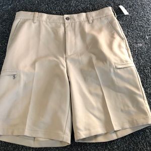 IZOD Golf Shorts 34 Waist